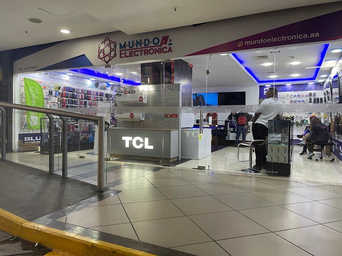 Fachada de Mundo Electronica El Recreo 2293